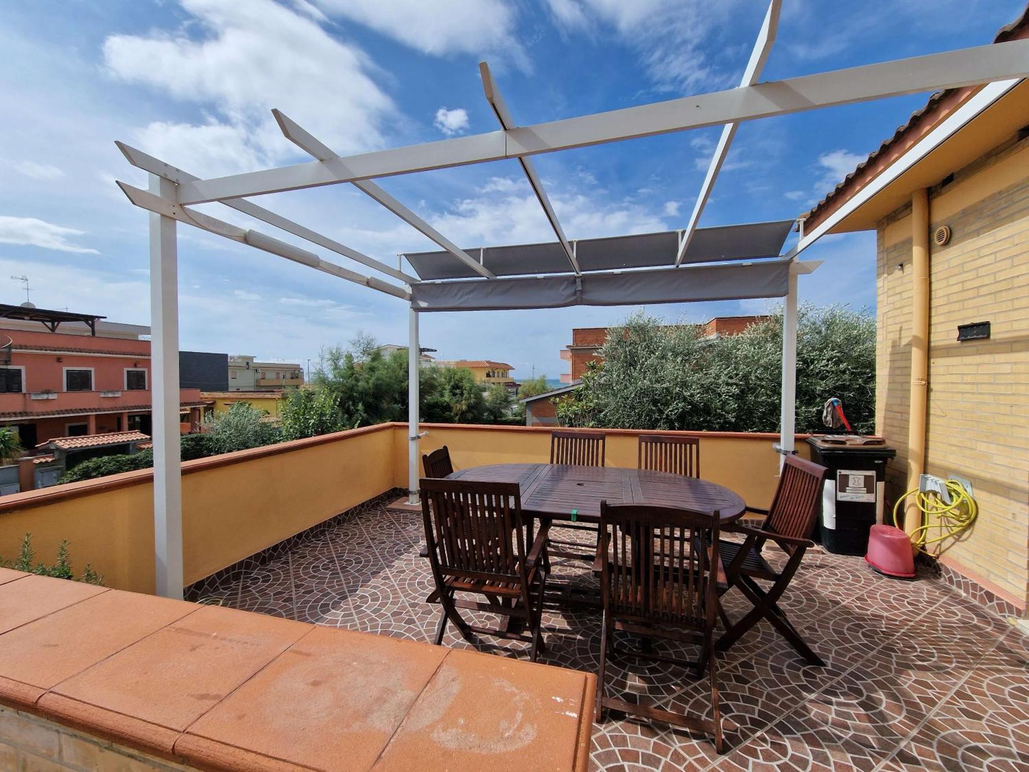 דירות פיומיצ'ינו Vista Mare House מראה חיצוני תמונה