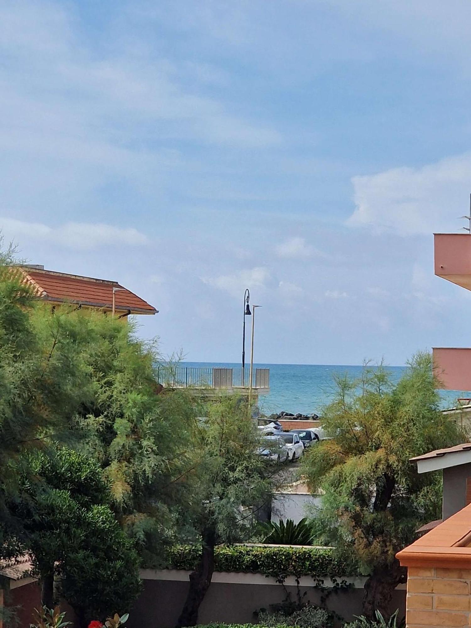 דירות פיומיצ'ינו Vista Mare House מראה חיצוני תמונה