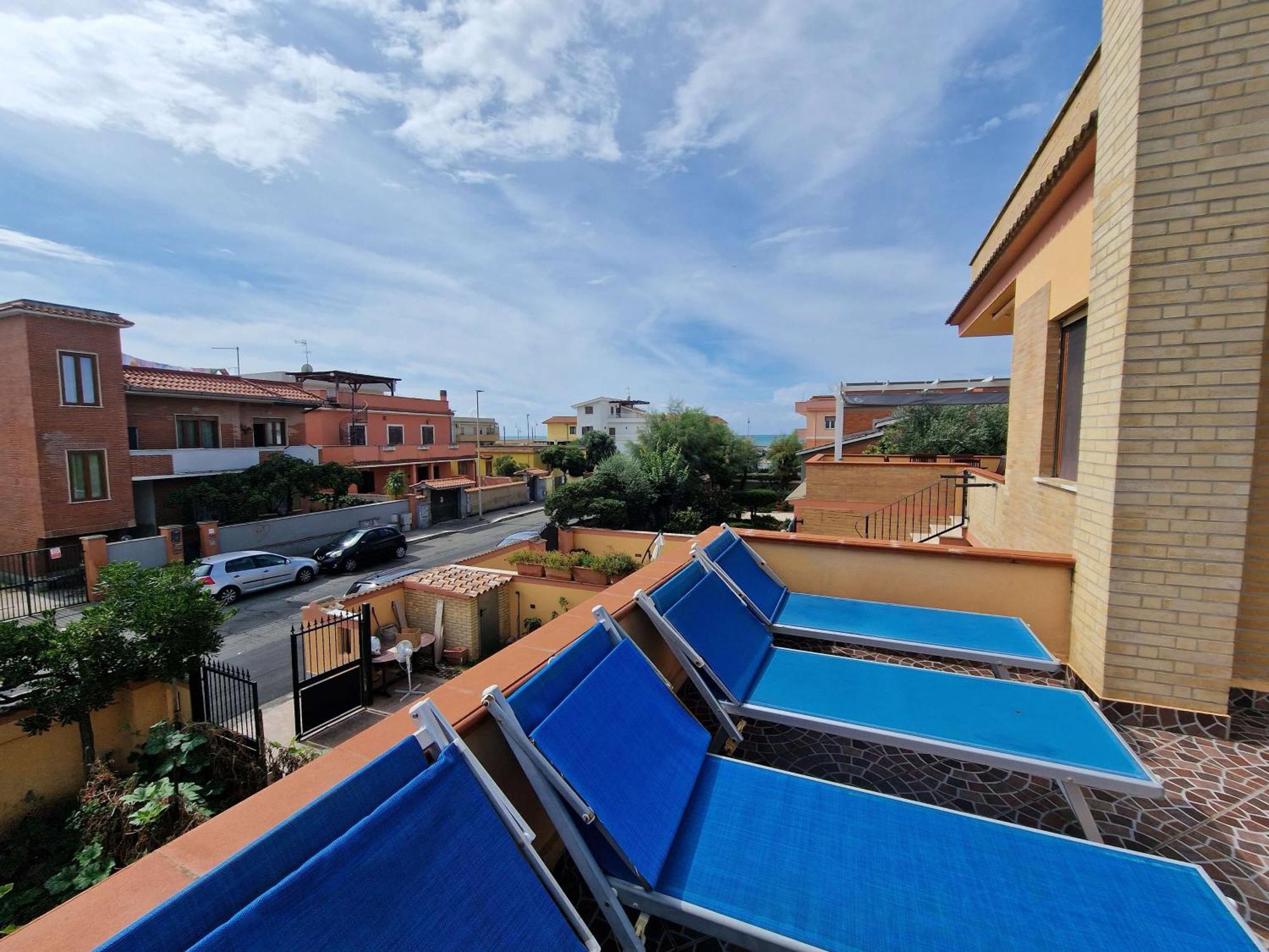 דירות פיומיצ'ינו Vista Mare House מראה חיצוני תמונה